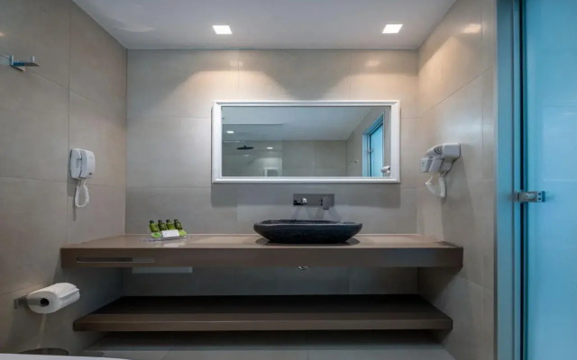 ONEIRO Boutique Hotel