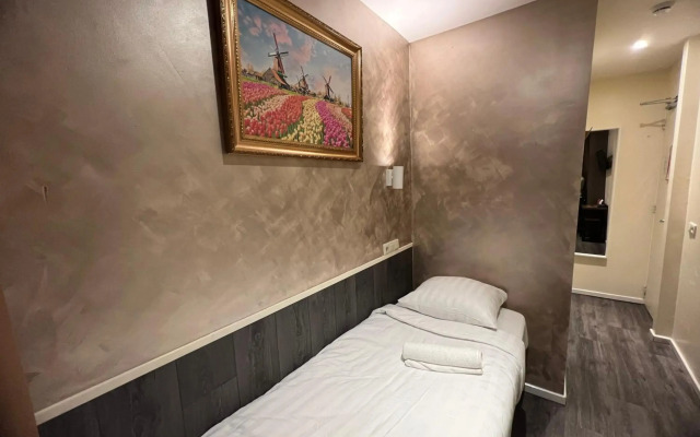 Budget Dam Hotel