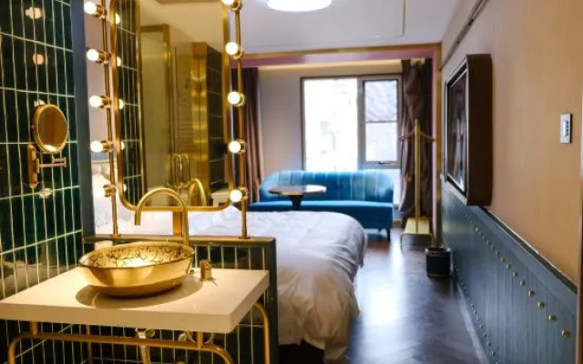 Xinyu Hotel (Shanghai Jiao Tong University Chest Hospital)