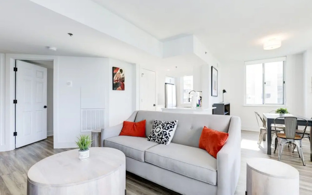Elegant 2BR Apartment - Minutes to D.C.
