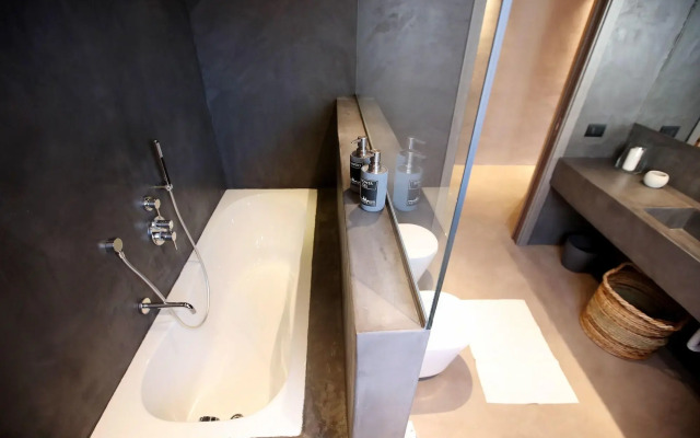 Casa Nostra Luxury Suites
