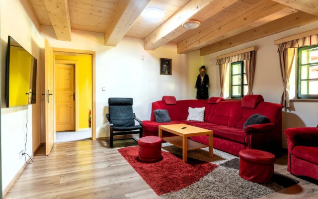 Villa in Rudnik With Pool & Sauna Retreat