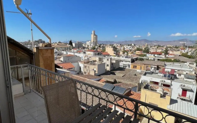 Nicosia City Centre Sky Views Apartment