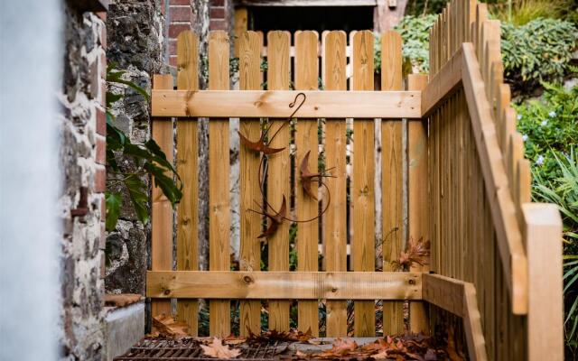The Stables - Charming 15th-century Rural Bolthole