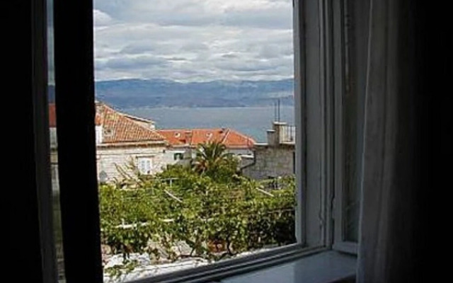 Miva - 60m From the sea - A