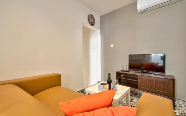 Central Valletta Two Bedroom Apartment