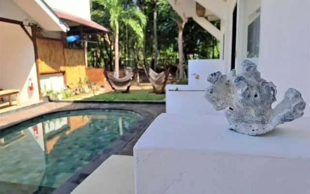 Villa Rumah Kayu
