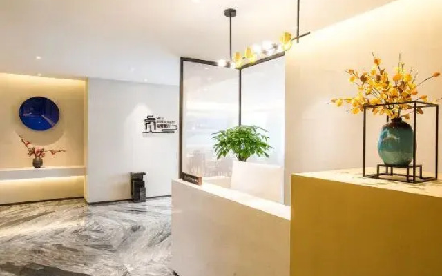 Yunlu Hotel (Southwest International Trade City, Guanshanhu District, Guiyang)