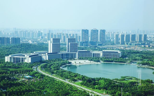 HUALUXE Wuxi Taihu by IHG