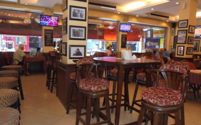 Robin’s Nest Guesthouse & Restaurant