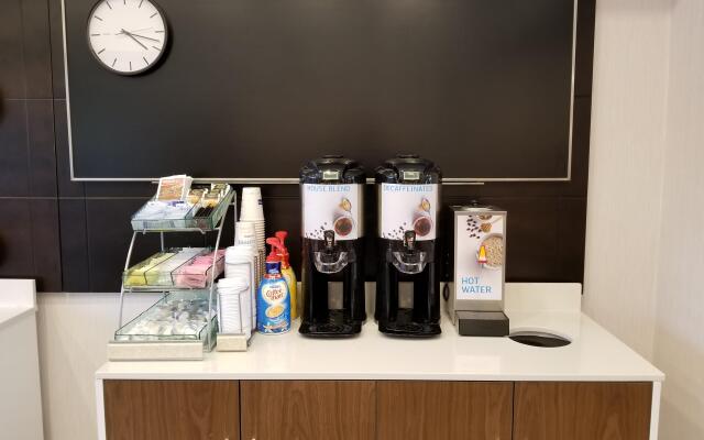 Holiday Inn Express Columbia - Two Notch by IHG