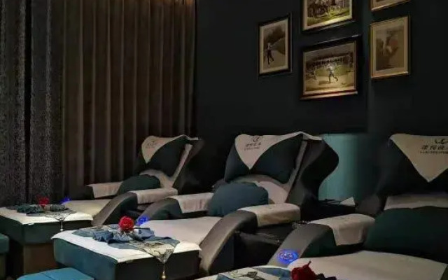 Vienna International Hotel (Hengyang Nanyue Hengshan Scenic Area)