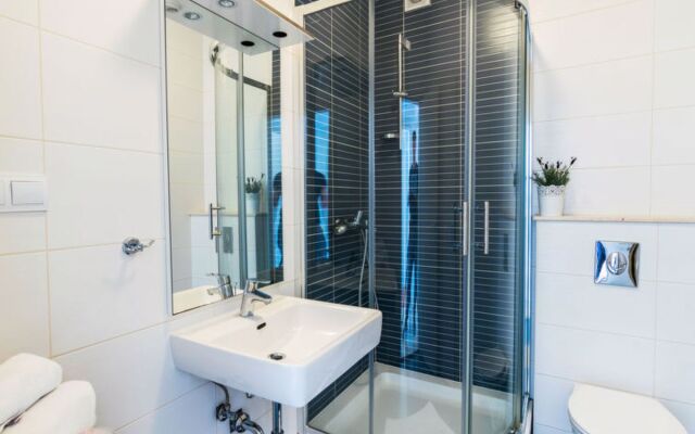 Villa 2 Pools 10936
