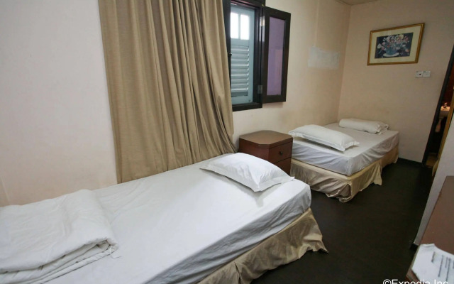 CUBE Family Boutique Capsule Hotel