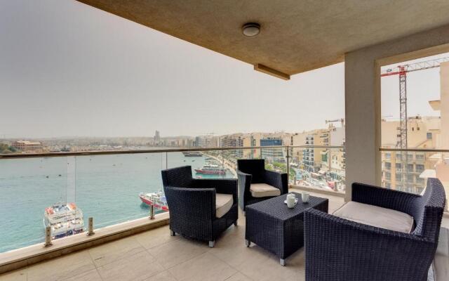 Contemporary, Luxury Apartment With Valletta and Harbour Views