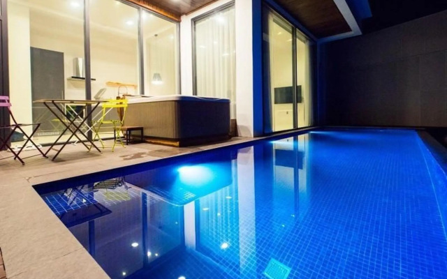 Pohang Mersong Pool And Spa