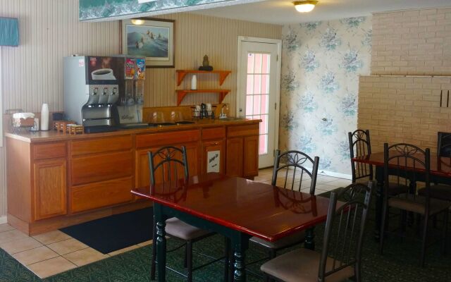 Keystone Boardwalk Inn and Suites