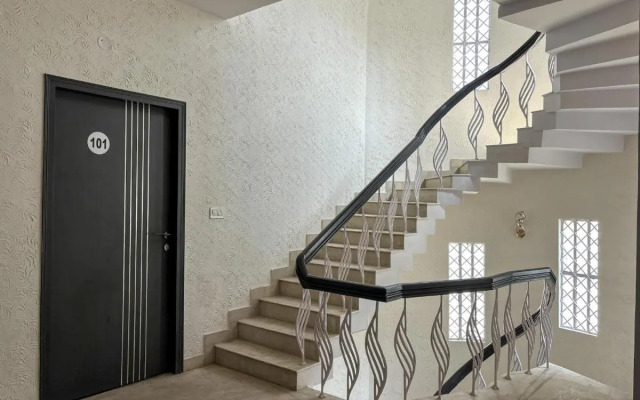 Palm Mystic Inn - Indiranagar