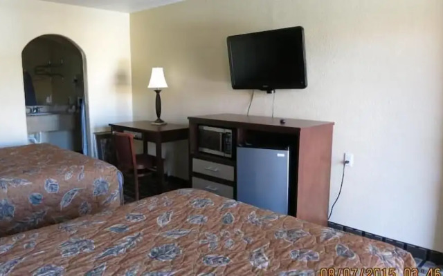 Taylor village inn and suites