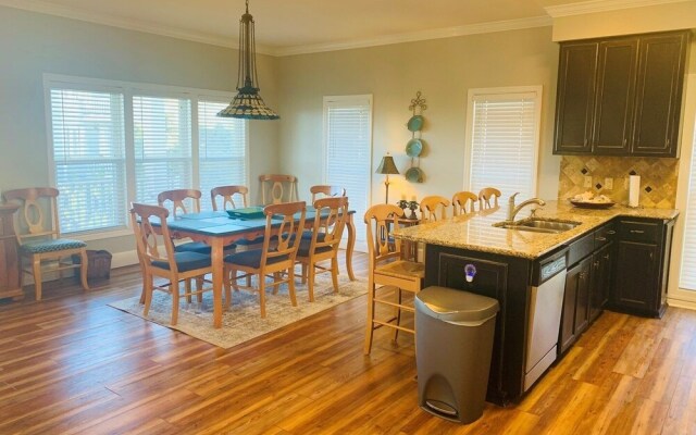 A Pirate's Cove - 3 Br Home