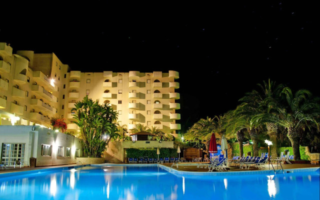 Paradise Beach Resort