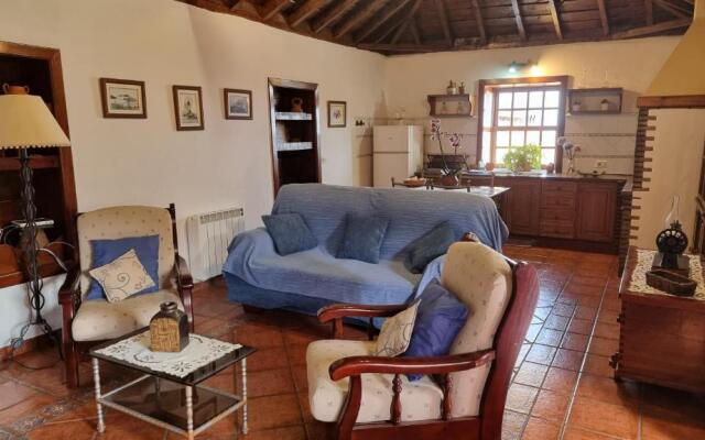Casa Rural Emiliana by Isla Bonita