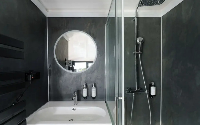 L'Escale Royale Port Ilon Seine Giverny