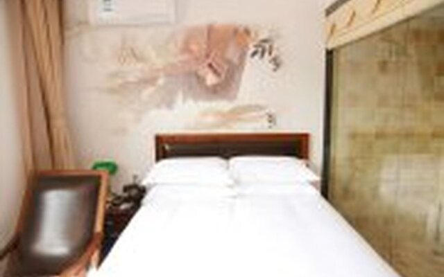 Pofit Nostalgia Theme Hotel (Beijing Nanluoguxiang)