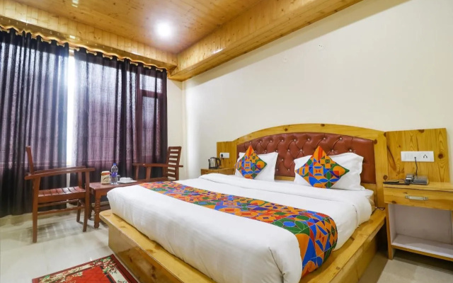FabHotel Castle Rock Vashisht