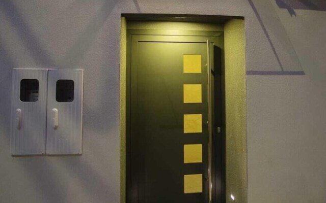 Appleline Apartments (Apple Studios & Rooms) 