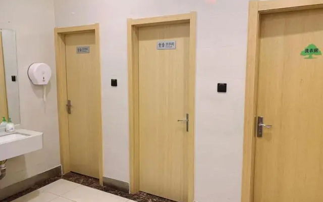 Greentree Inn Langfang Dachang Studio City