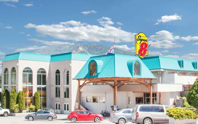 Super 8 Castlegar BC