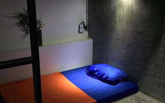 8 Home'stel