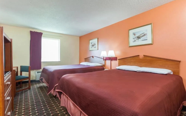 Howard Johnson by Wyndham Airport