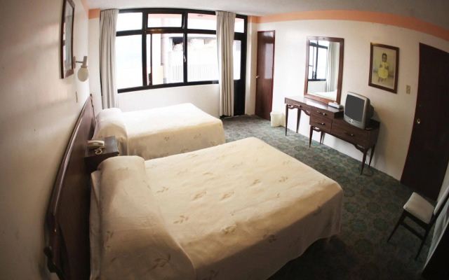 Hotel Uxmal