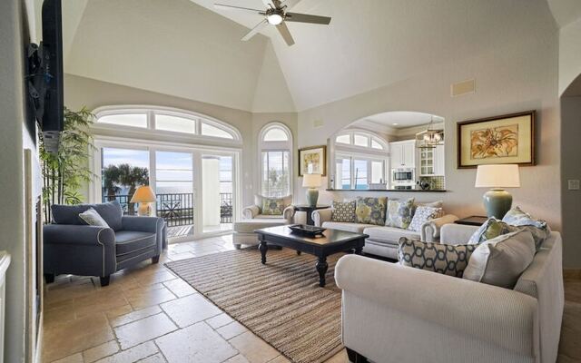 Biarritz by Five Star Properties