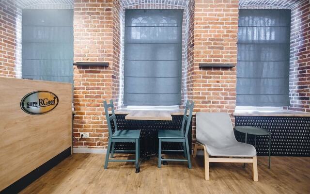 SupeRGood Hostel