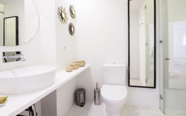 Deluxe Soulful Mirror Downtown