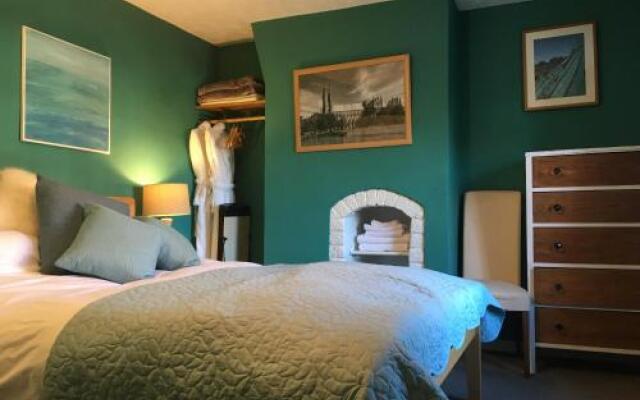Bright Moments Holiday Home