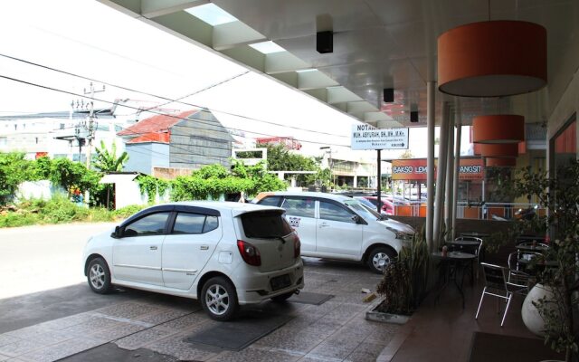 Airy Panakkukang Adhyaksa Baru 18 Makassar