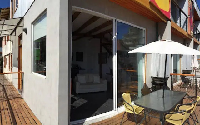 Valparaiso Experience