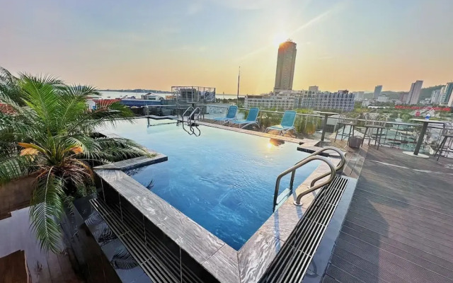 Green Suites Hotel Ha Long