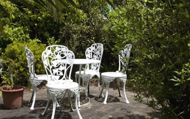 Highgate Bed and Breakfast & Garden