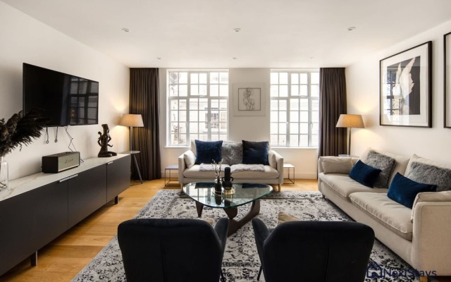 5 Mins Walk to Bond Street Marylebone Townhouse