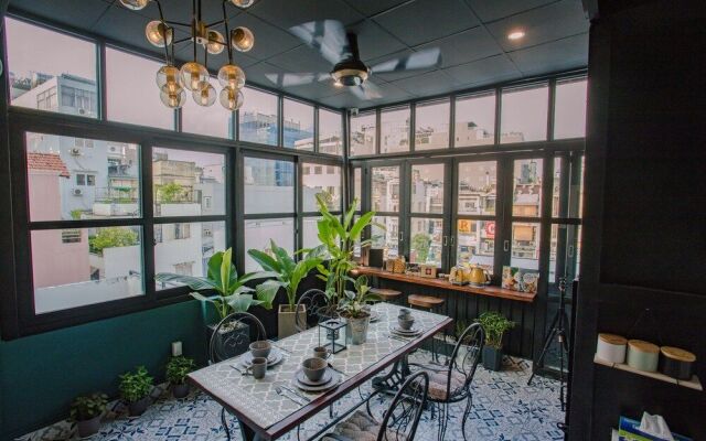 Magnolia's Saigon Serviced Apartment
