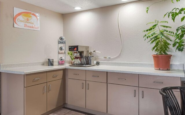 Travelers Inn Midwest City