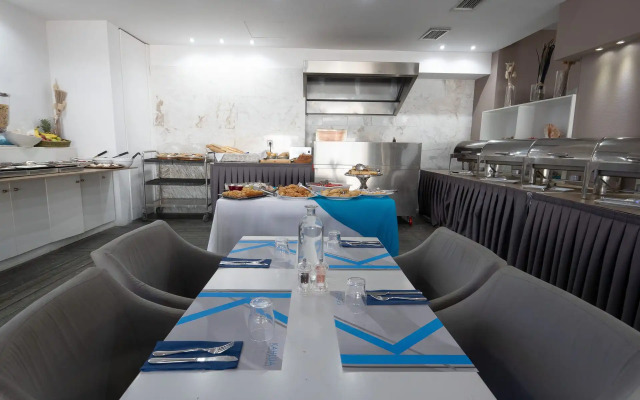 Kahlua Sea View Suites