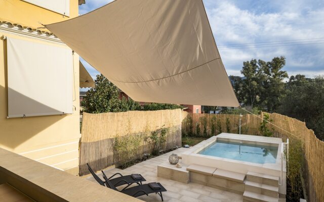Villa Nina with Private Plunge Pool by Konnect, 5 km to Corfu Town