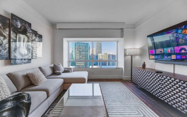 Brickell City Views Condo At The Four Seasons