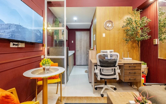 Modern Studio Poolside Balcony Near Mactan Airport